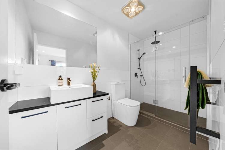 21 Meritage Lane Te Atatu South_19