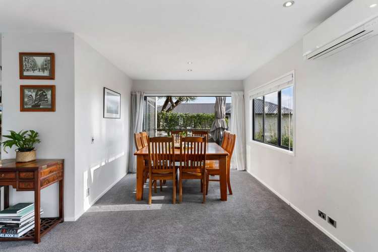 17 Burns Avenue Takapuna_10