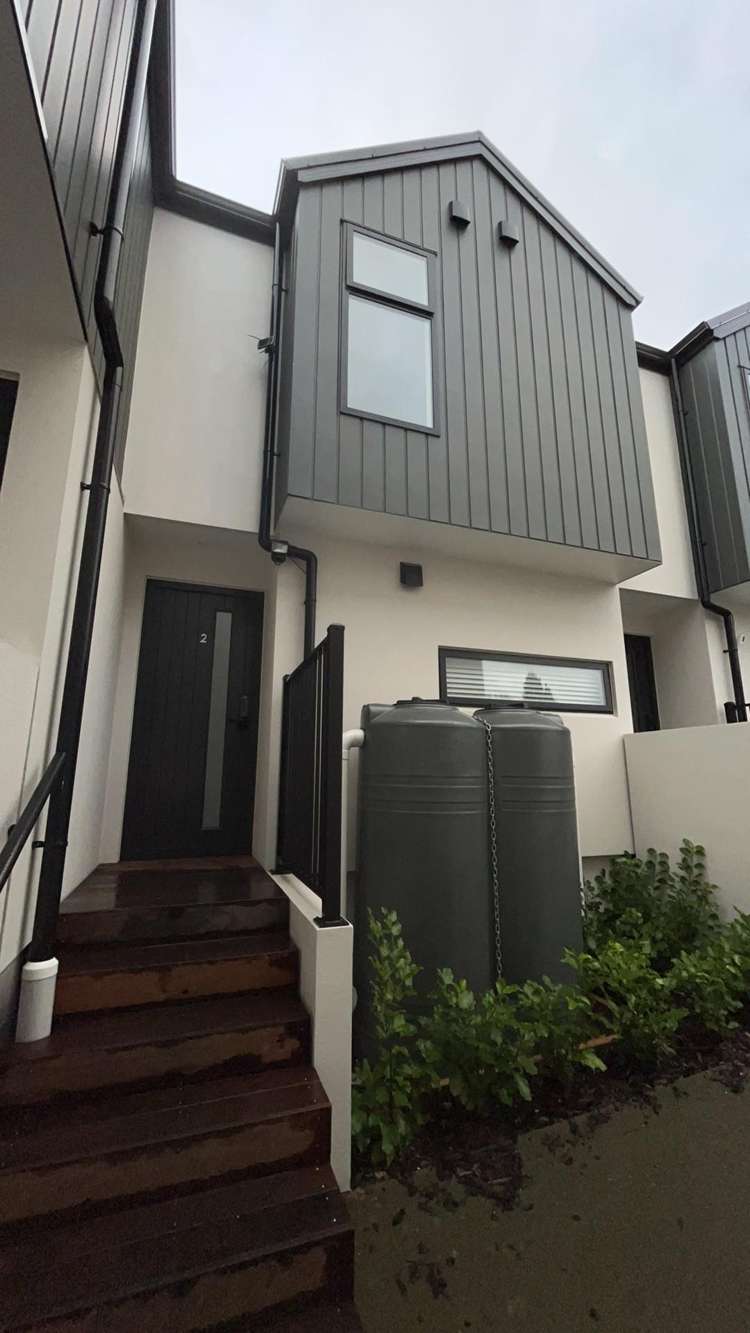  2/48 Glen Road Stokes Valley_1