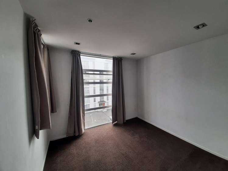 4B/32 Liverpool Street 10015_6