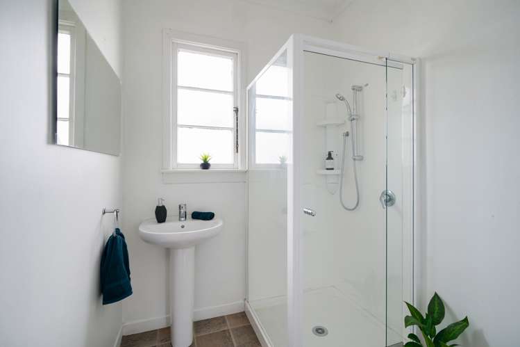 9 Avenal Street Avenal_9