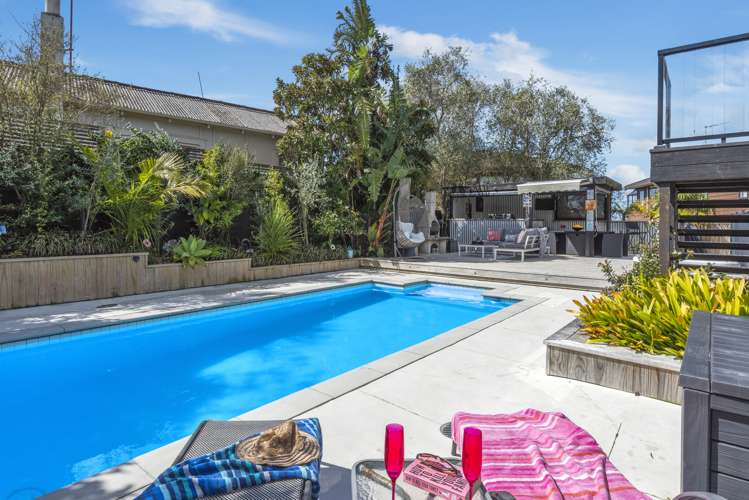 1/1 Long Street Torbay_19