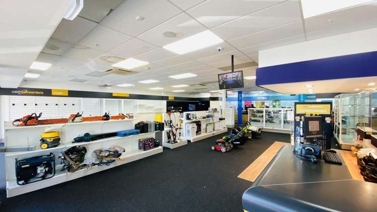 65 Edinburgh Street Pukekohe_9