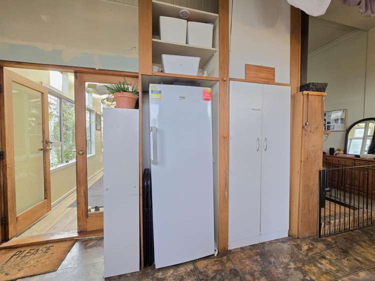 219 Hampden Street Hokitika_3