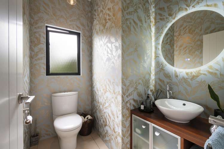 70 Waicola Drive Fitzherbert_22