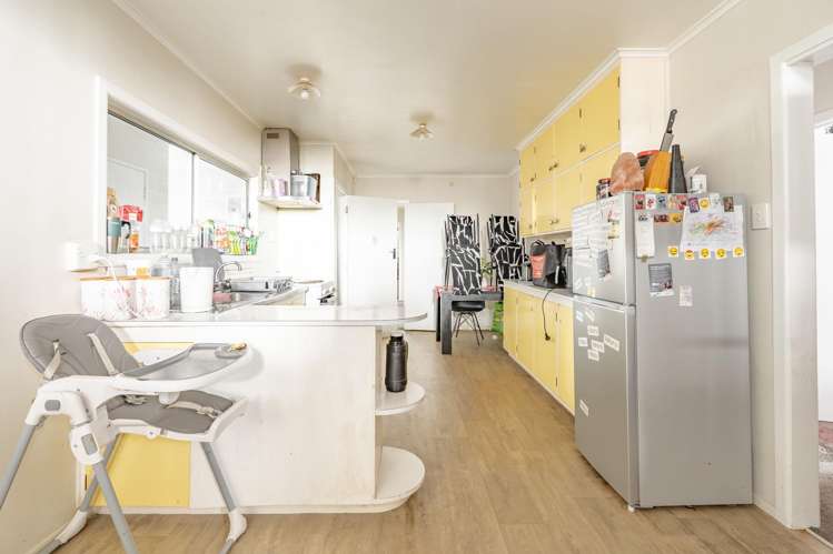 20 Elliott CRESCENT Owhata_4