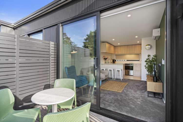 Unit F/35 Selwyn Street_0