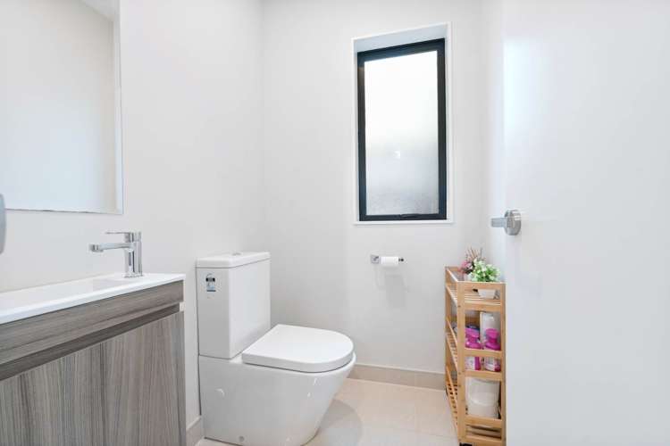 18 Mamuku Drive Massey_22