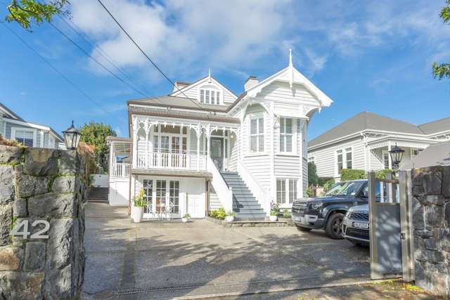 Mt Eden couple reaping the rewards of a major villa renovation