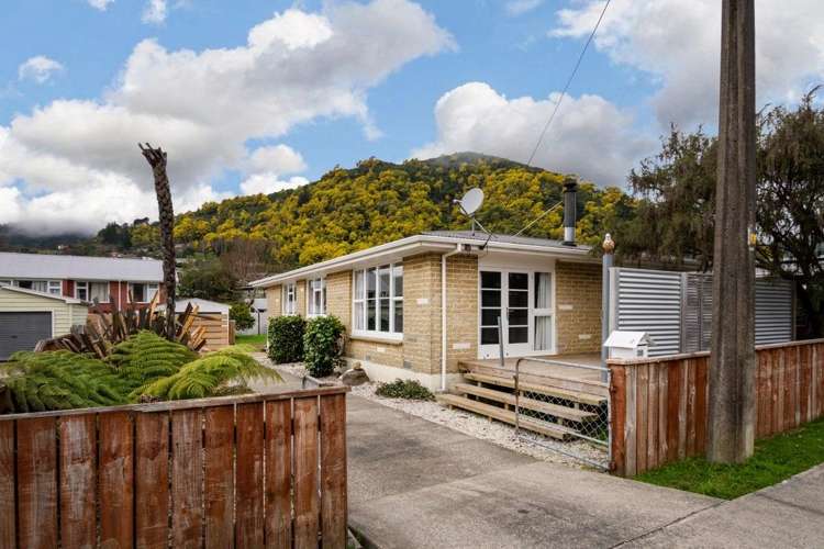 38 Devon Street Picton_11