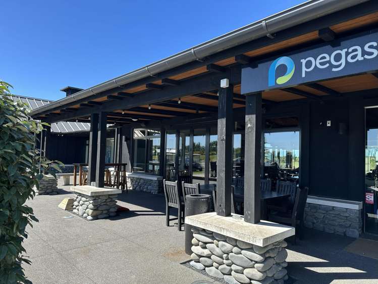 8 Mapleham Drive Pegasus_5