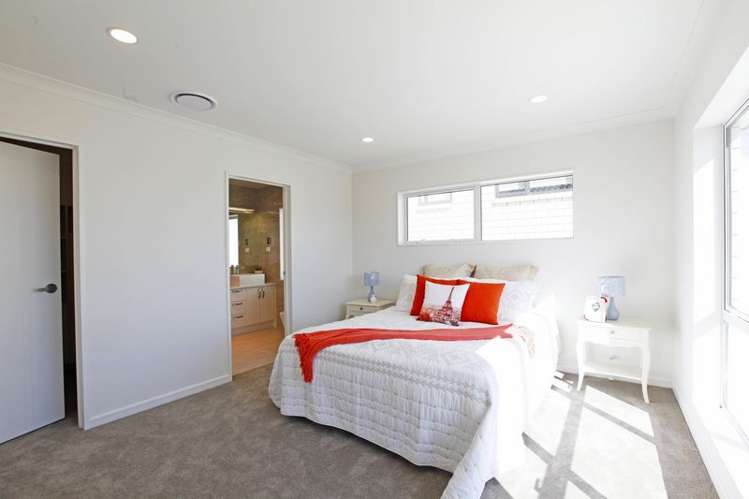 6 Drover Close Flat Bush_12