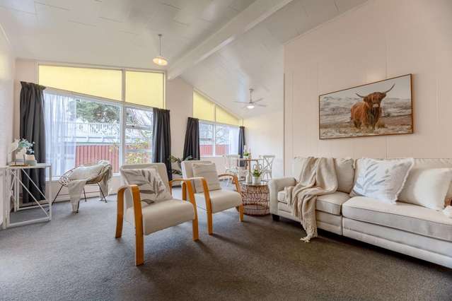 13 Hicks Crescent Waikanae Beach_1