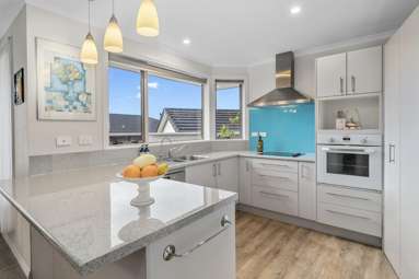 19/17 Simmonds Grove_2