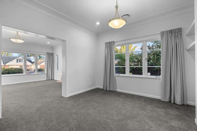 33 Dalethorpe Avenue 10458_7
