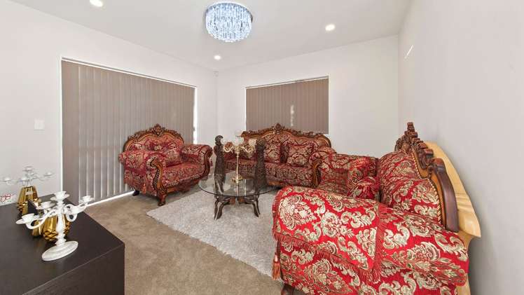 18 Moville Drive Flat Bush_1
