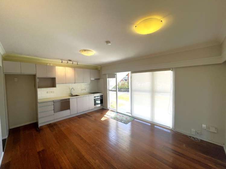 1/19 Thatcher Street Mission Bay_2