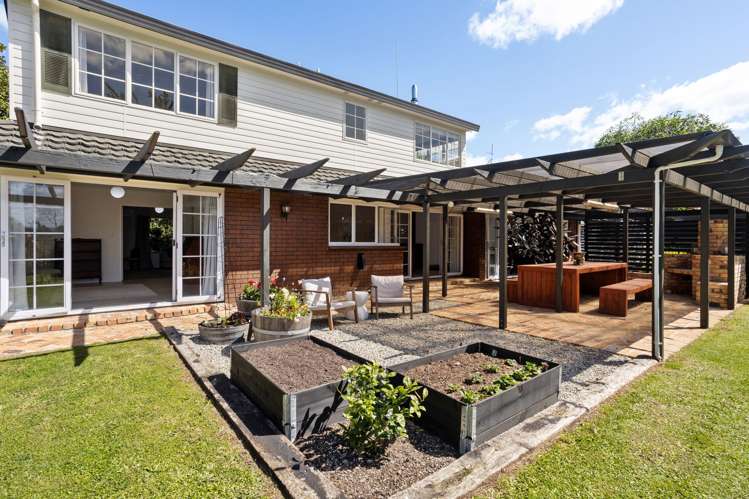 1 Grace Avenue Cambridge_12