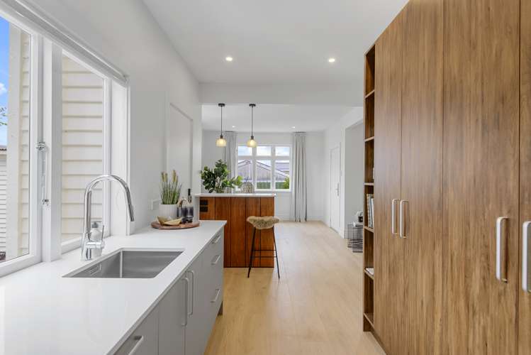 121 Eastern Terrace Beckenham_7