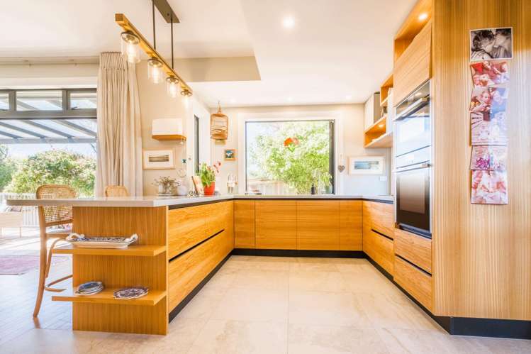 211 Old Coach Road_4