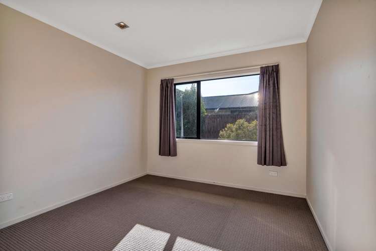 40 Montague Grove Stratford_20