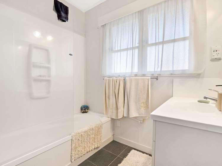 1 Bledisloe Avenue Putaruru_16