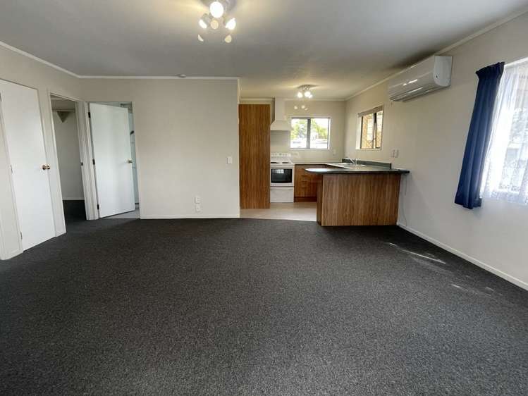 19a Arlette Place Massey_2