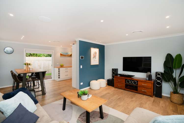 7 Sovereign Court West End_12