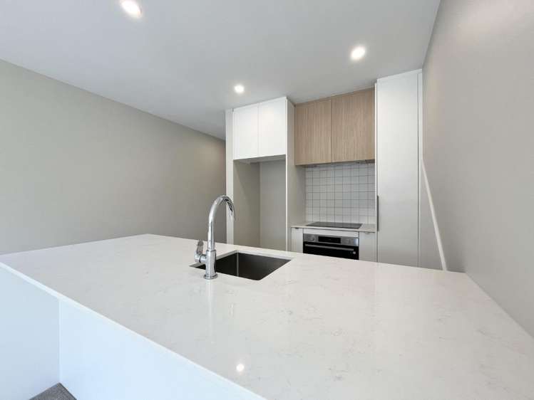 2/457 Gloucester Street 1477_2