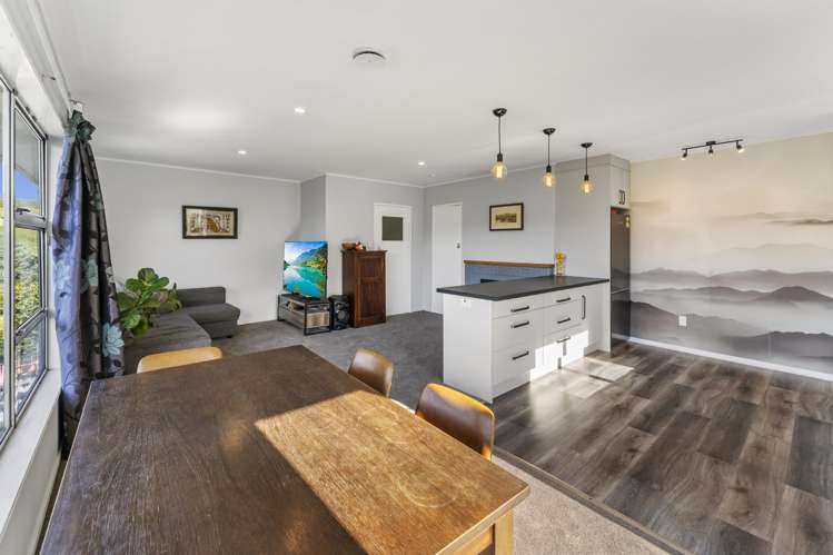 39 Toi Toi Street Toi Toi_1