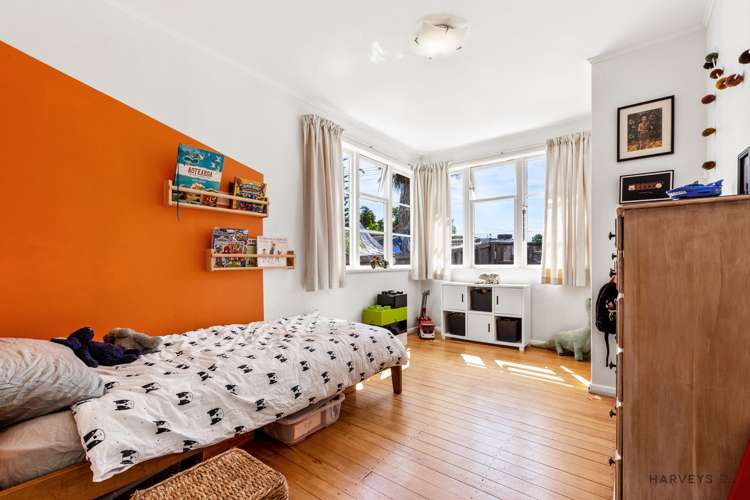 76 Titirangi Road New Lynn_7