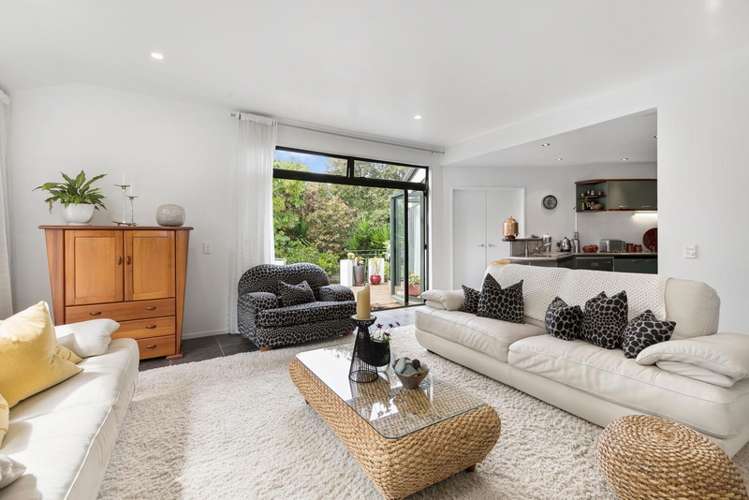 2/8 Tui Glen Road Birkenhead_7