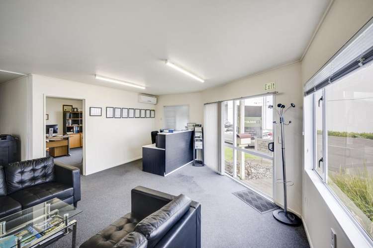 68-86 Ford Road Onekawa_6