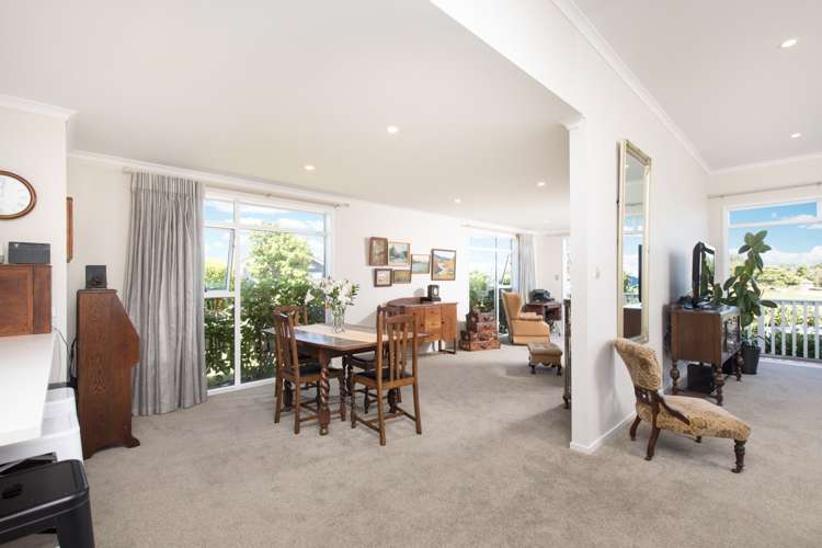 8 Ridge View Crescent Pukekohe_14