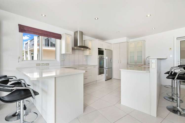 9 Arkles Strand Arkles Bay_23