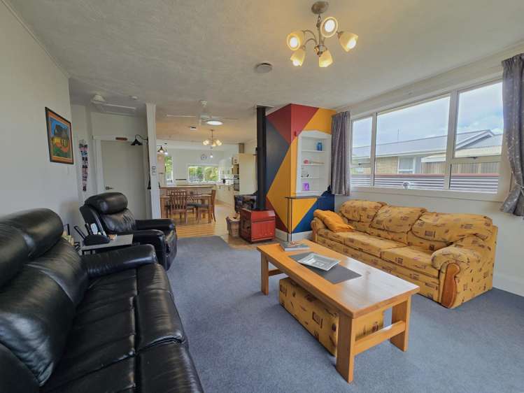 182 Stafford Street Hokitika_6