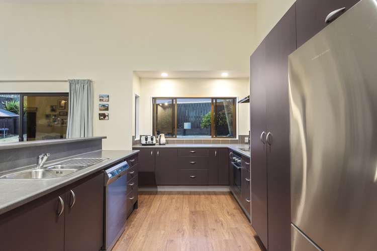 47 Katerini Grove Papamoa_9