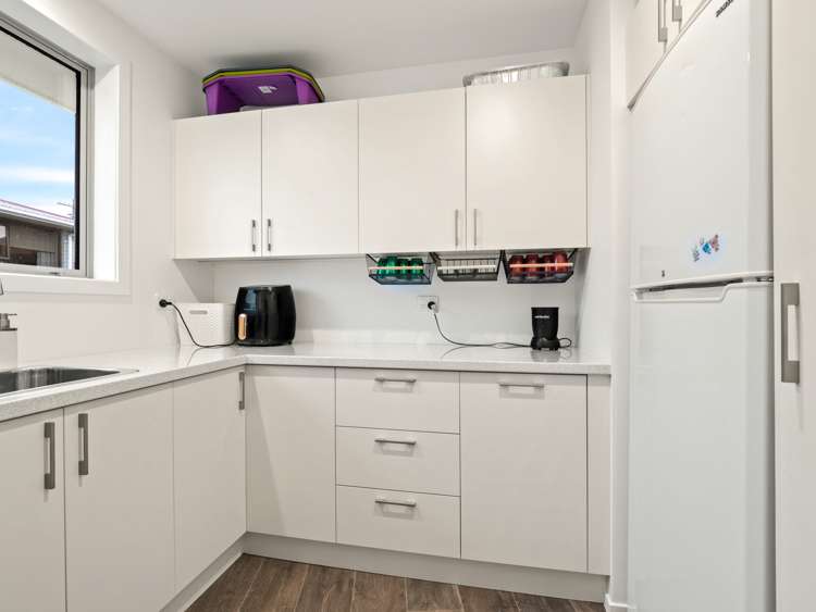 8 Strode Street Halfway Bush_8