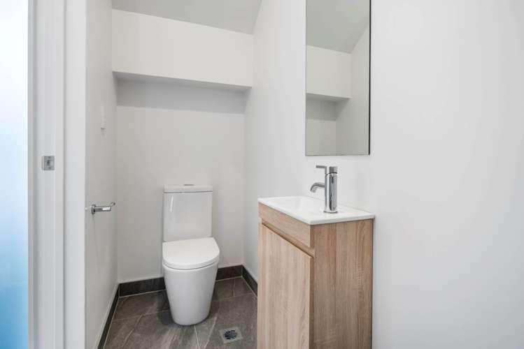 2b Robin Lane Browns Bay_17