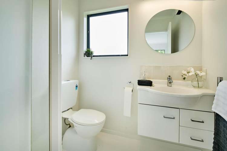 5 Bishops Glen Tawa_12