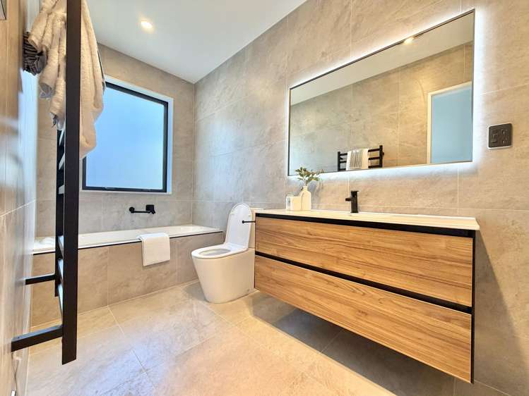 19 Tukutata Crescent Milldale_17