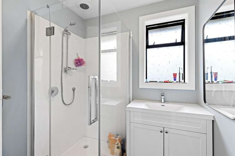 42 Attlee Crescent Bryndwr_6