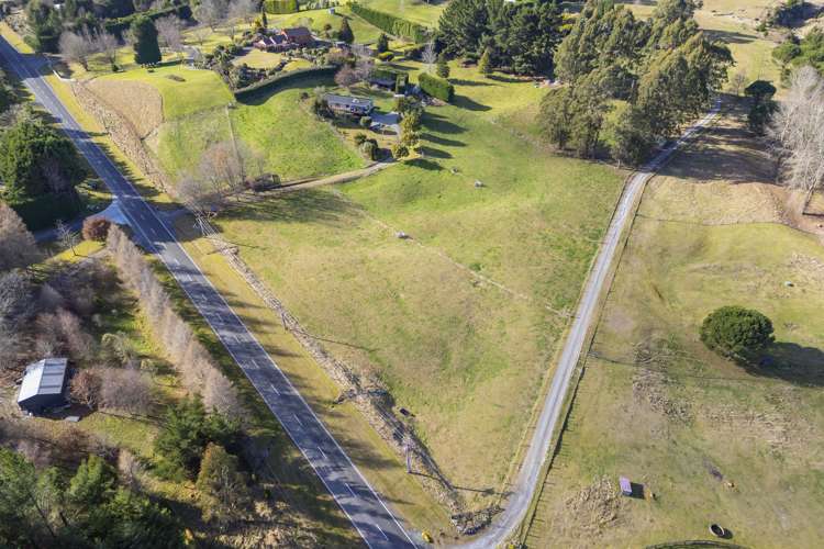 219 Caroline Drive Maunganamu_43