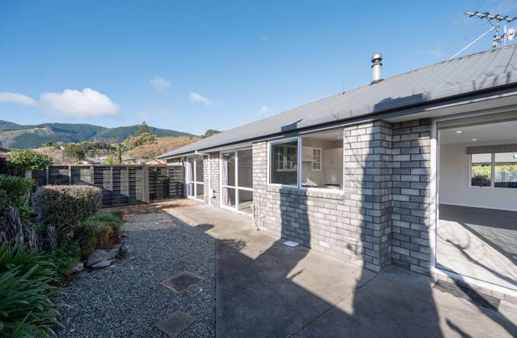 24 Kingsford Drive Stoke_18