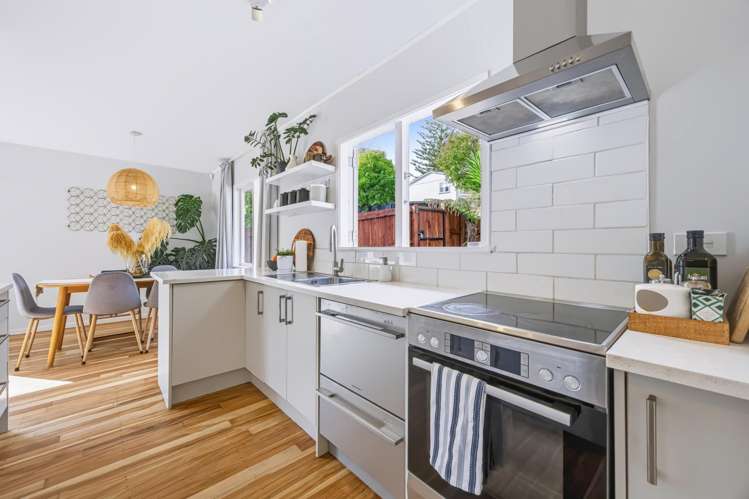 1/11 Hellyers Street Birkdale_6