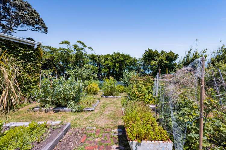 207 Egmont Street Patea_39