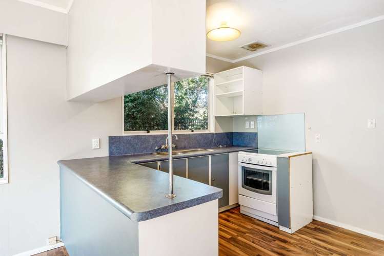 54 Peakes Road Springvale_8