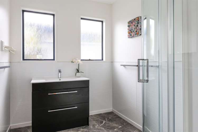 24 Saint Hill Lane Havelock North_12