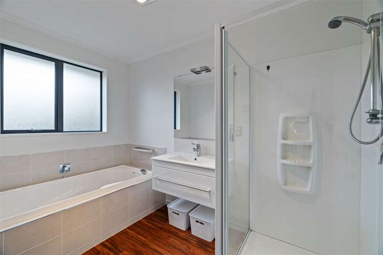 2 Albert Sheppard Close Yaldhurst_11