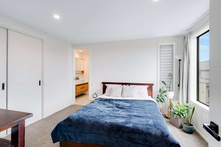 1/98 Dinsdale Road Dinsdale_8